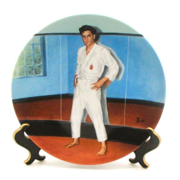 Elvis Presley Limited Edition Collectors Plate "Going For The Black Belt" Delphi - Picture 1 of 3